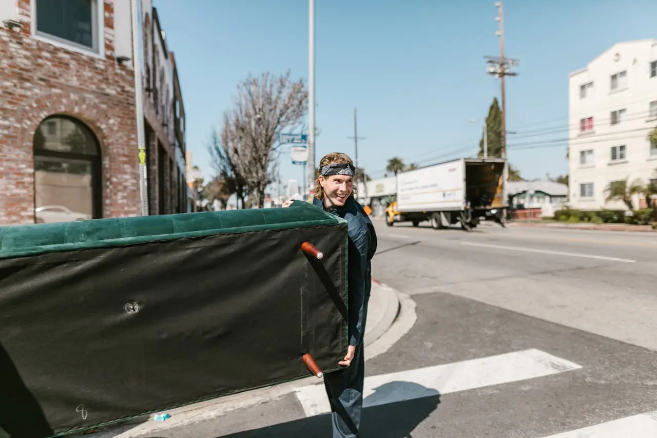 Prepare special items for a L’Île-Perrot move